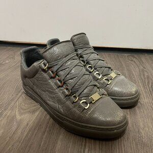 Balenciaga Arena Low Leather in Iron Grey